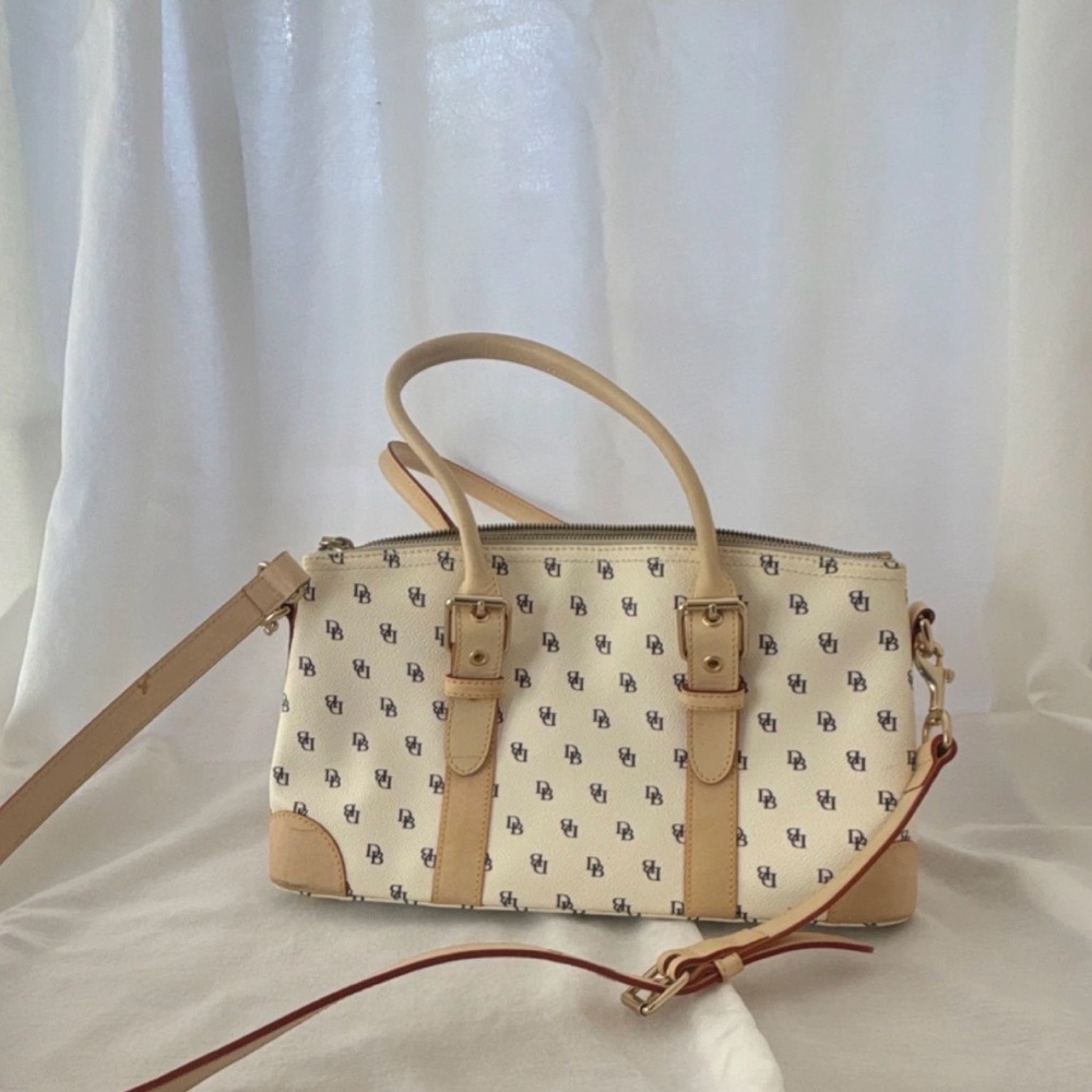 Dooney & Bourke Beige Off WhiteLogo Satchel Leather Detachable Strap Zip Closure